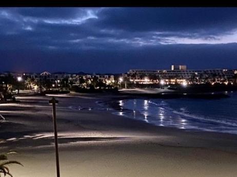 Beach House Costa Teguise Buitenkant foto