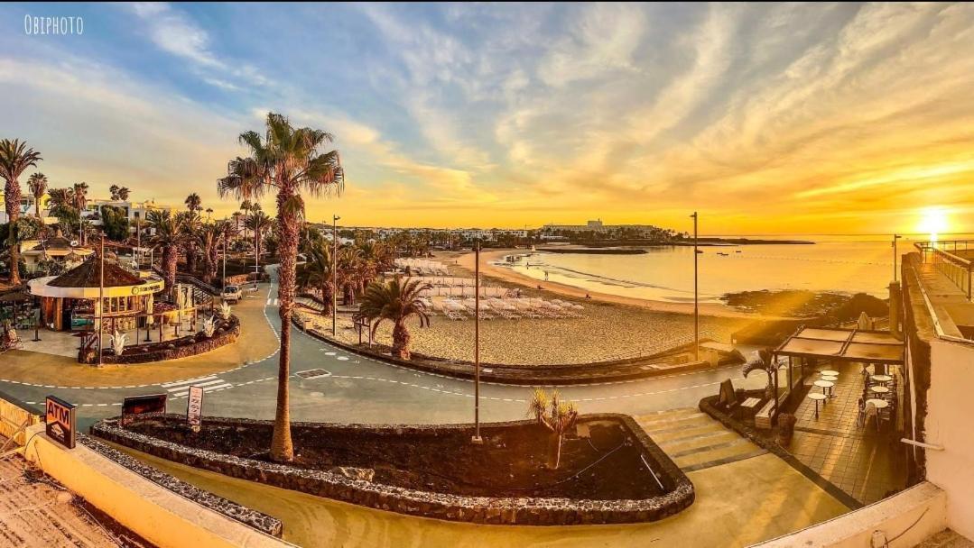 Beach House Costa Teguise Buitenkant foto